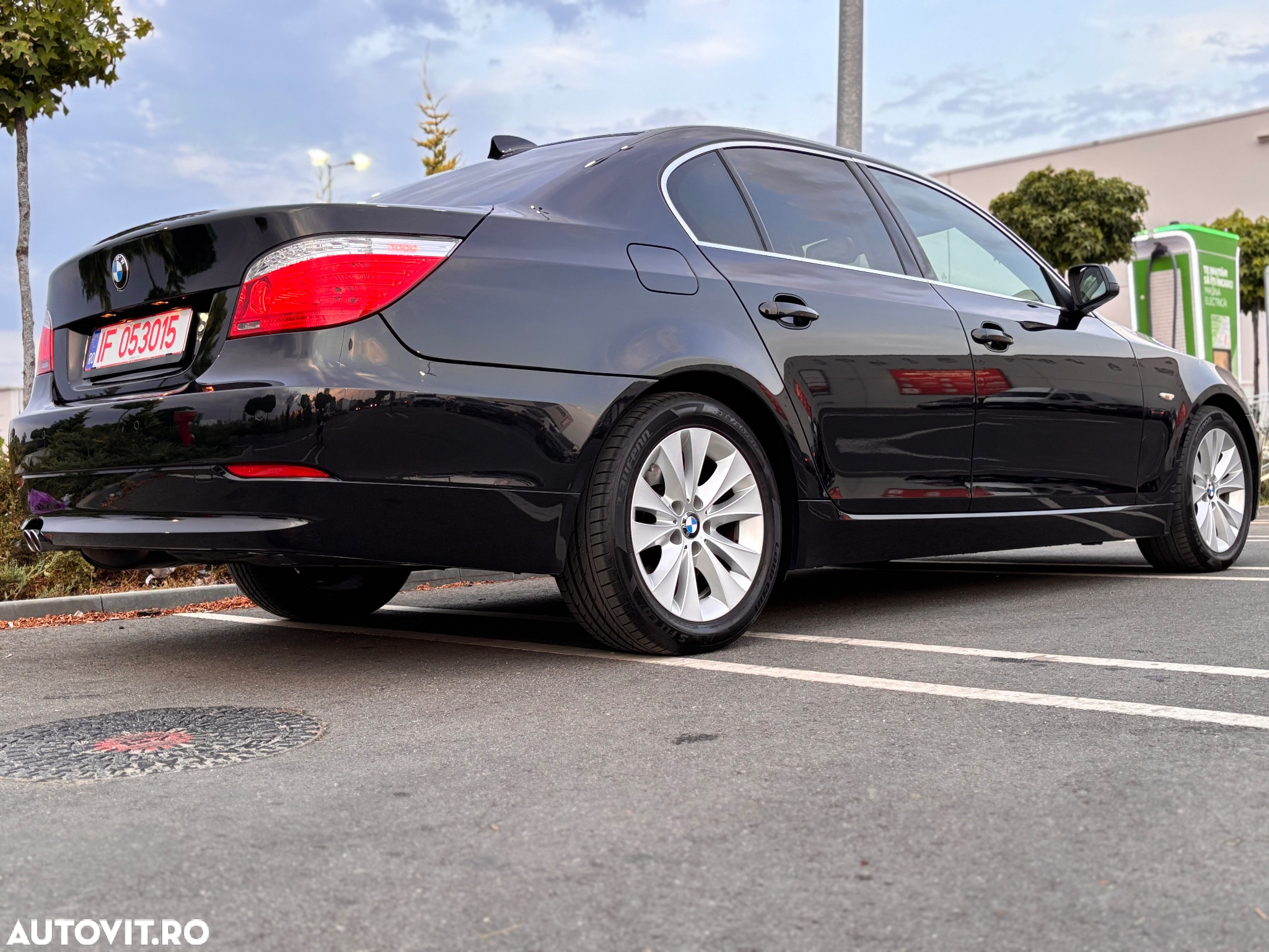 BMW Seria 5 530d Aut. Edition Exclusive - 3