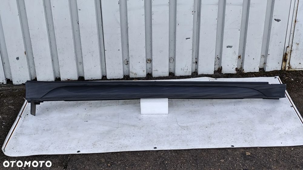PRÓG PRAWY LISTWA PROGOWA PRAWA HYUNDAI TUCSON III 2015- 87754D7000 - 2