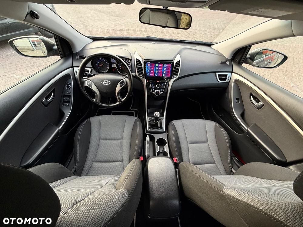 Hyundai i30 1.4 Premium - 12