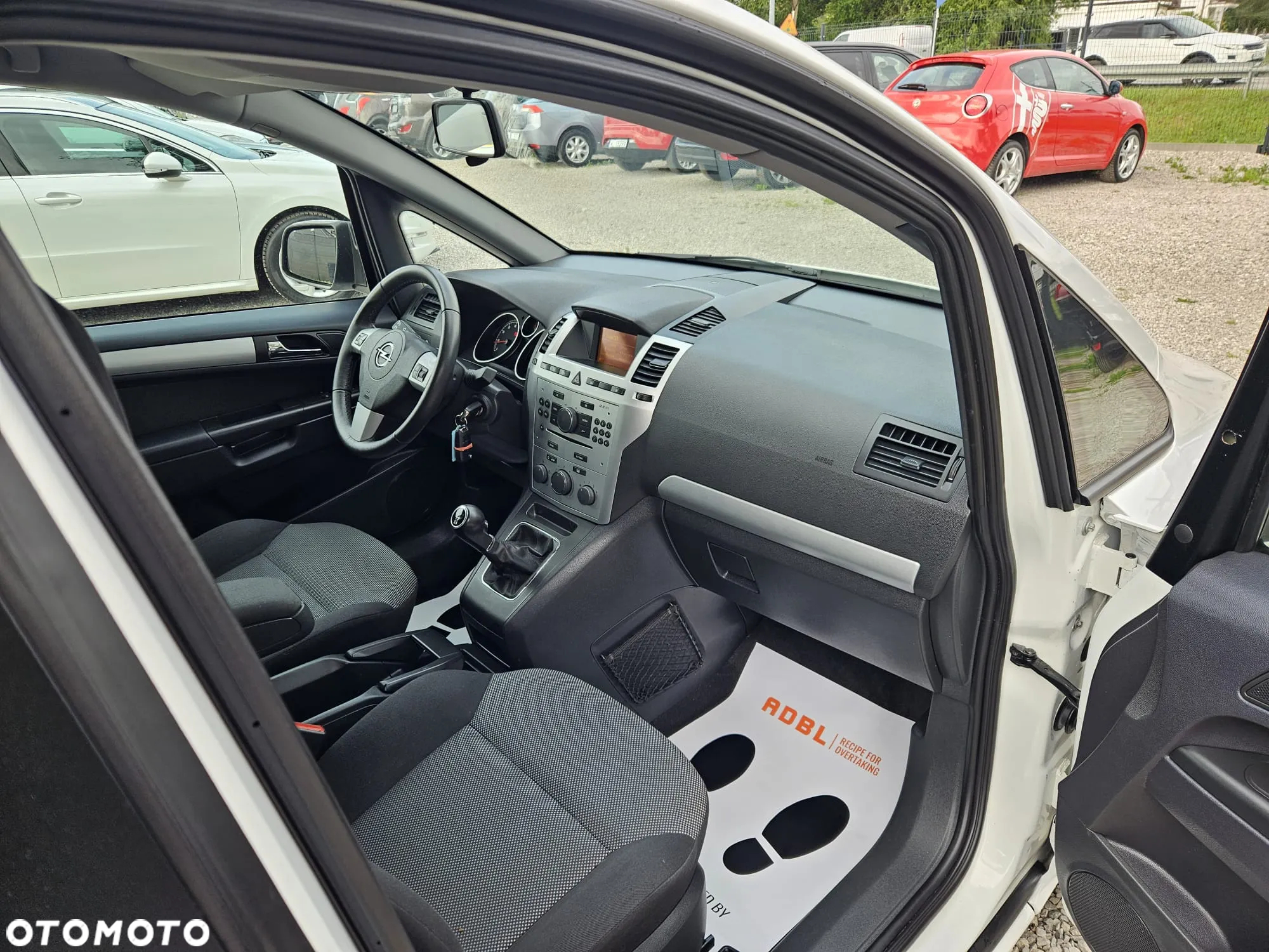 Opel Zafira 1.8 Family Plus - 24