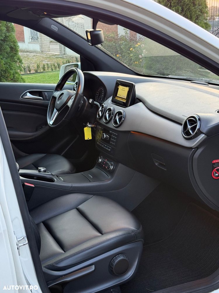 Mercedes-Benz B 200 - 10