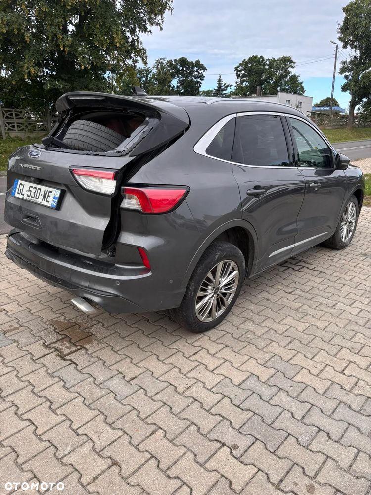 Ford Kuga - 3