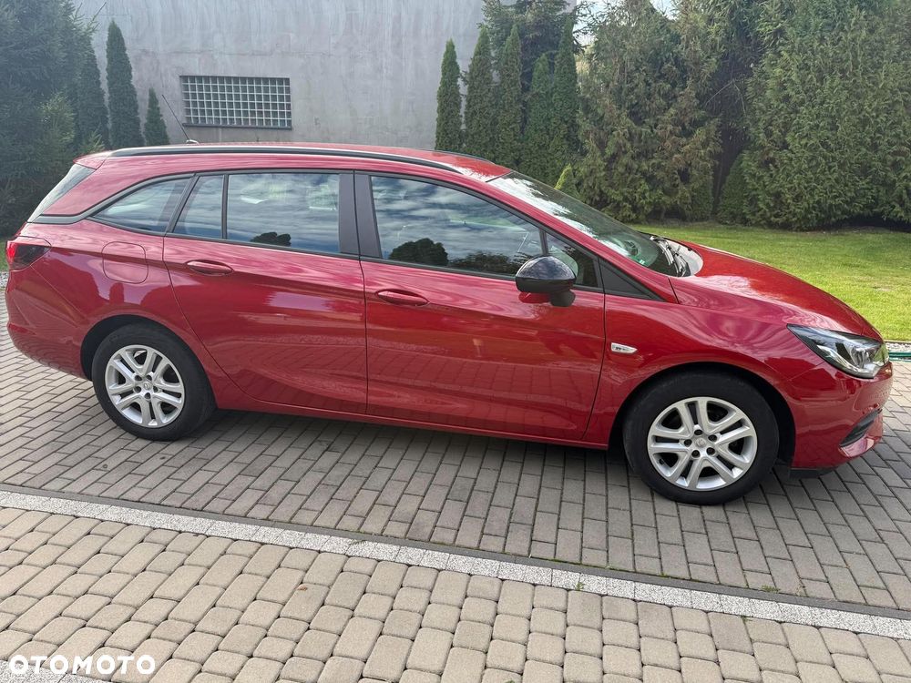 Opel Astra 2021 photo 4