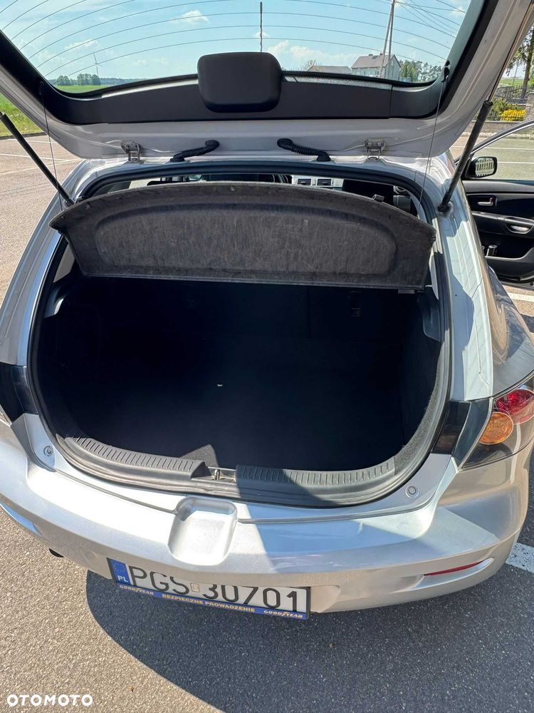 Mazda 3 - 8