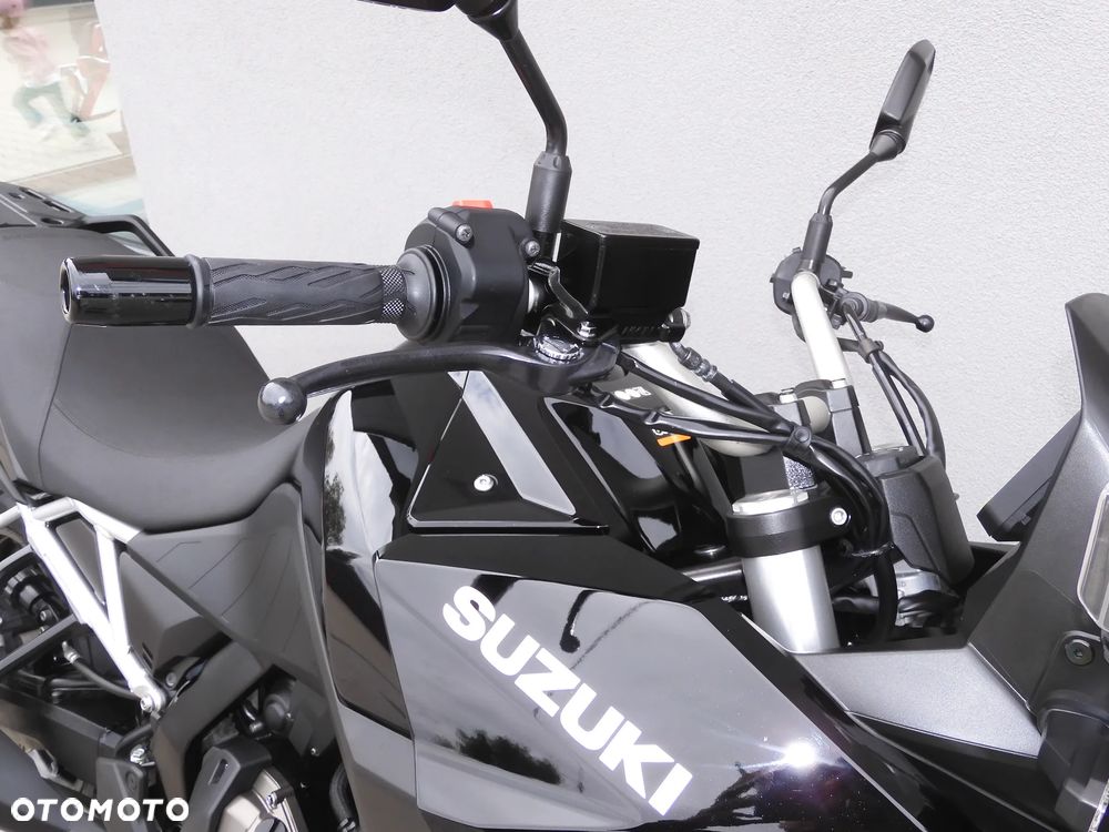 Suzuki DL - 15