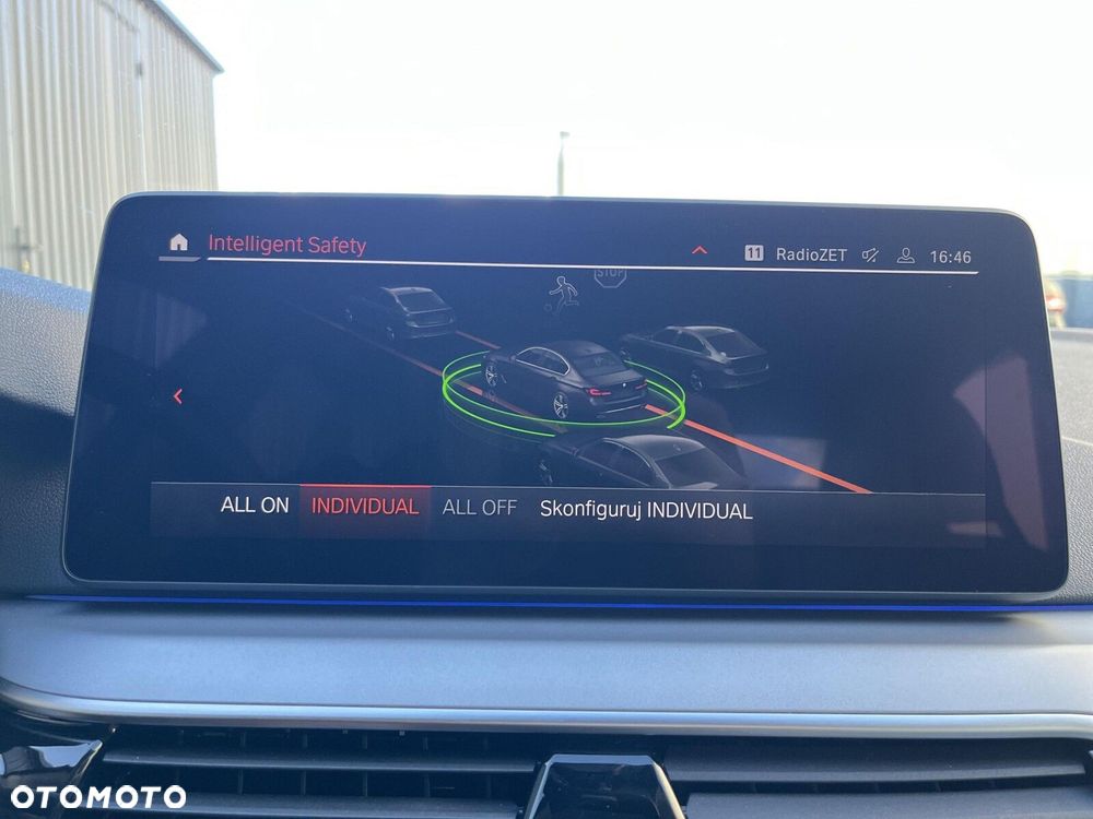 BMW Seria 5 - 32