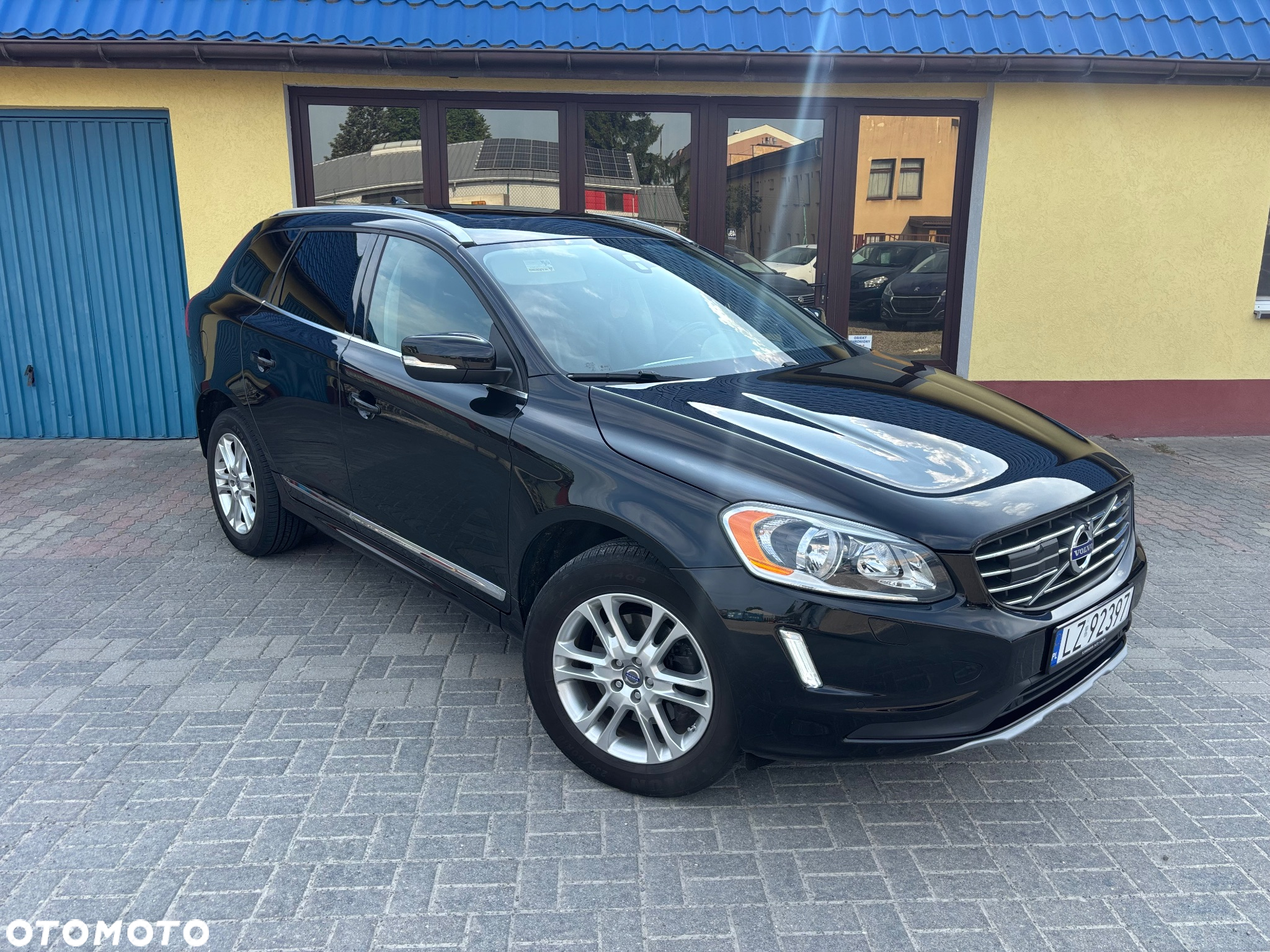 Volvo XC 60 3.2 AWD Momentum - 4