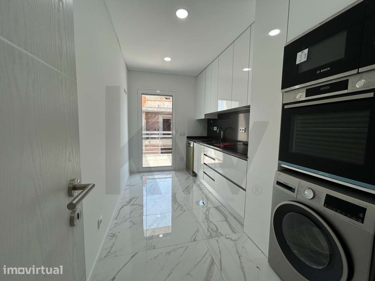 Apartamento T3 Novo junto à praia da Gala, Figueira da Foz - Grande imagem: 5/35