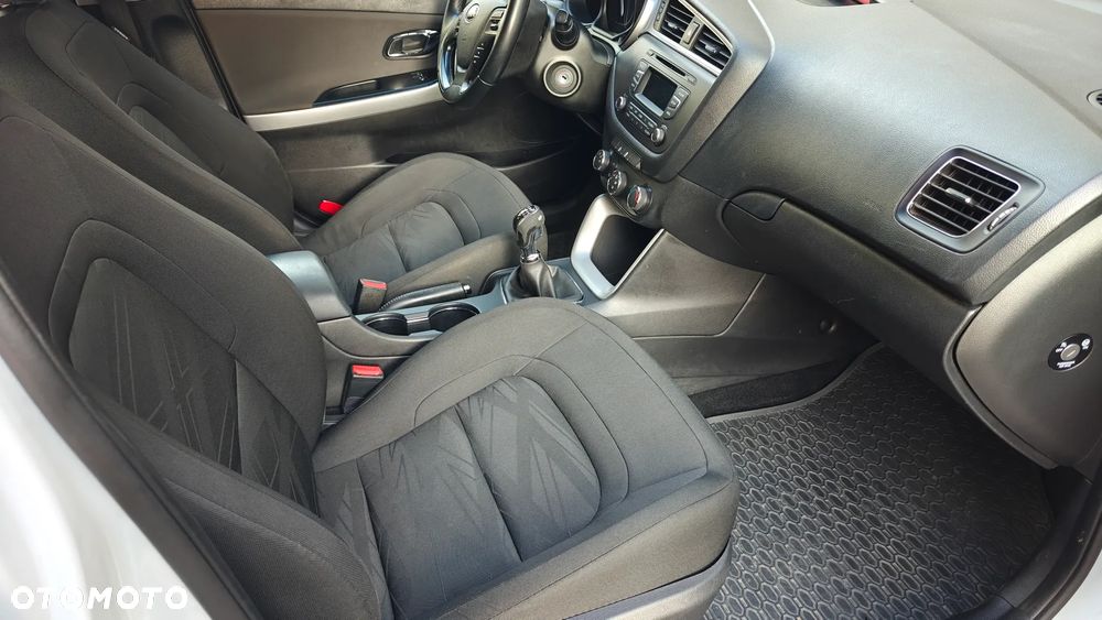 Kia Ceed 1.6 CRDi M - 14