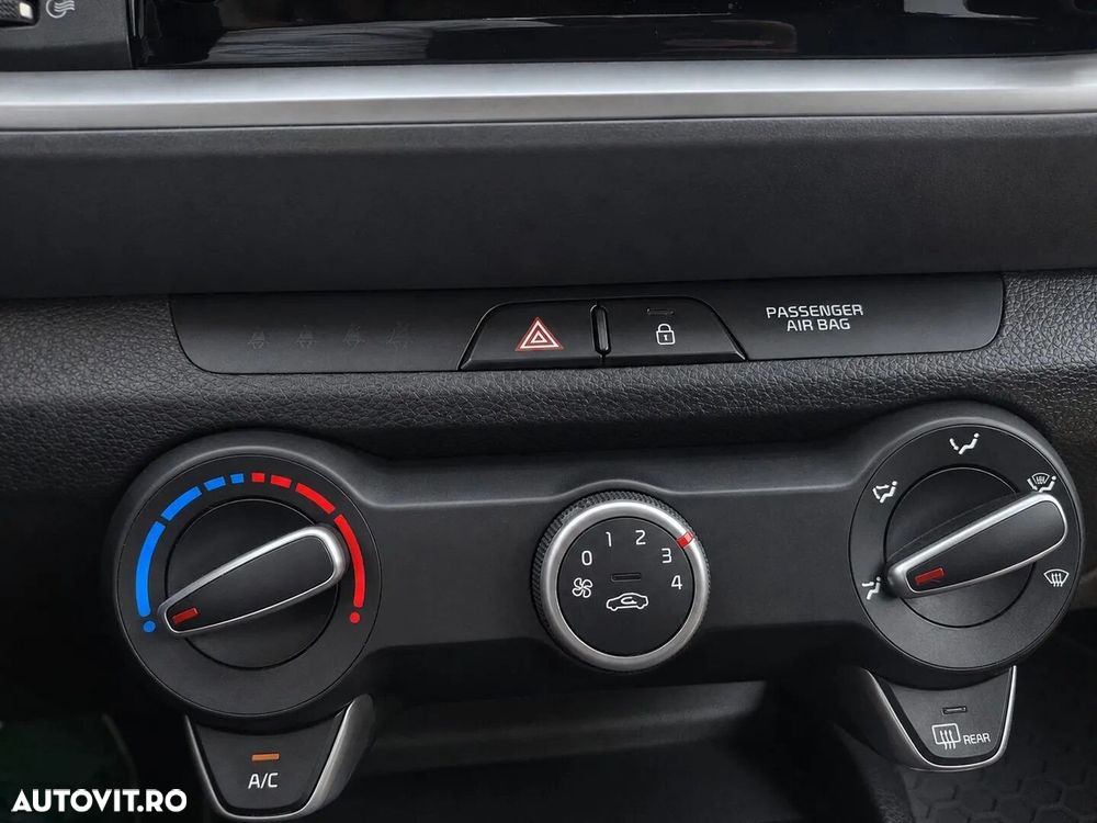 Kia Stonic 1.4 GSL Urban - 15