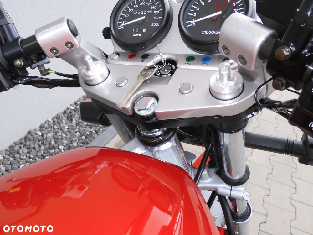 Suzuki GS - 13