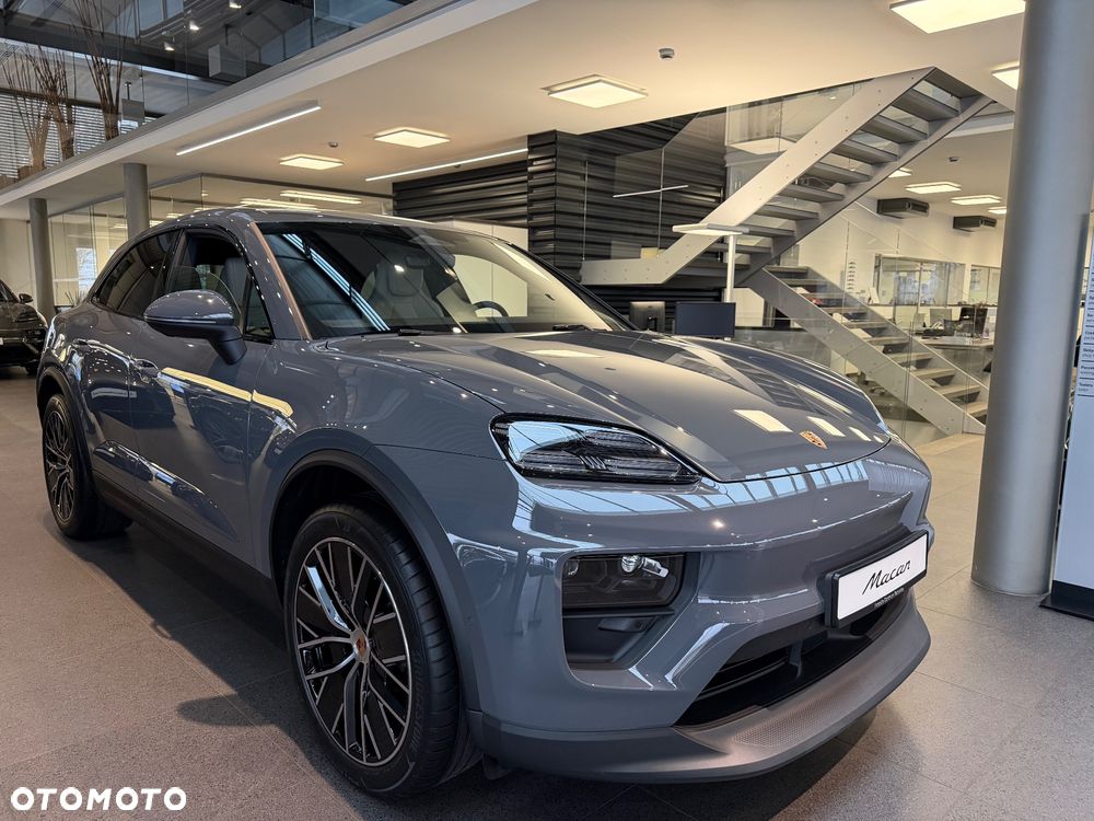 Porsche Macan - 2