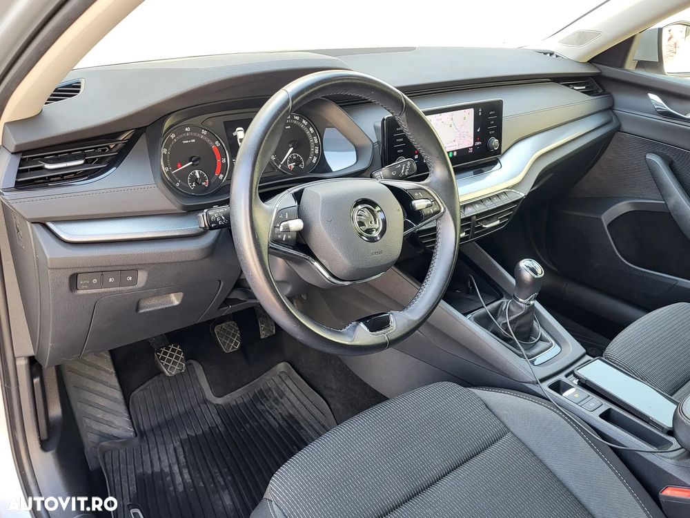 Skoda Octavia 1.5 TSI Ambition - 14