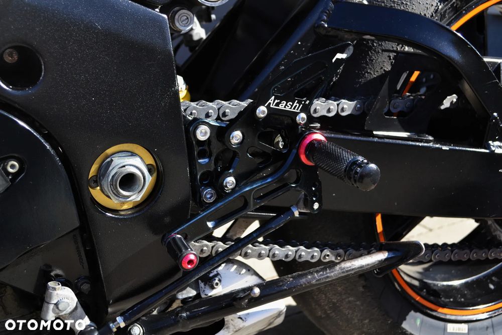 Suzuki GSX-R - 11