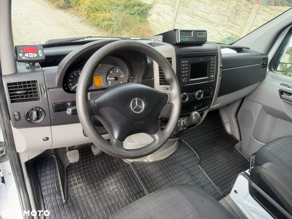 Mercedes-Benz Sprinter 316 2018r Chłodnia Mroźnia -20*C CARRIER XARIOS 350 KONTENER - 18