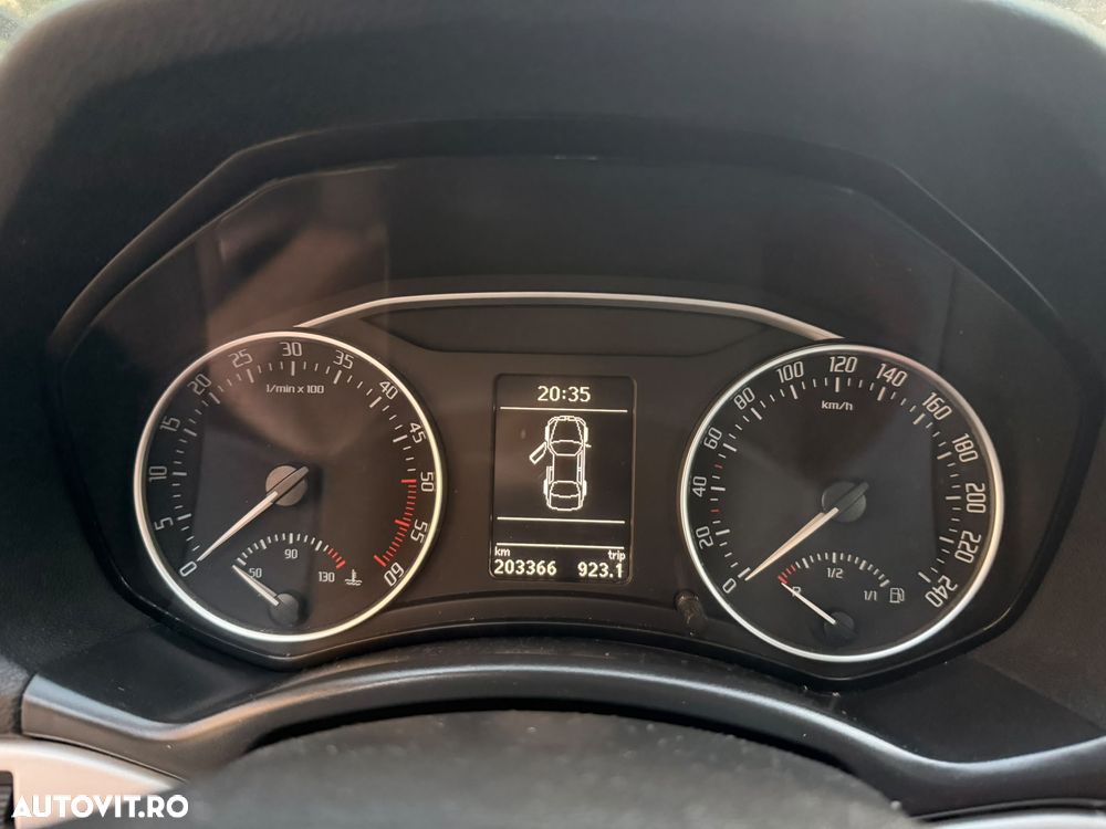 Skoda Octavia 1.6 TDI Greenline - 10