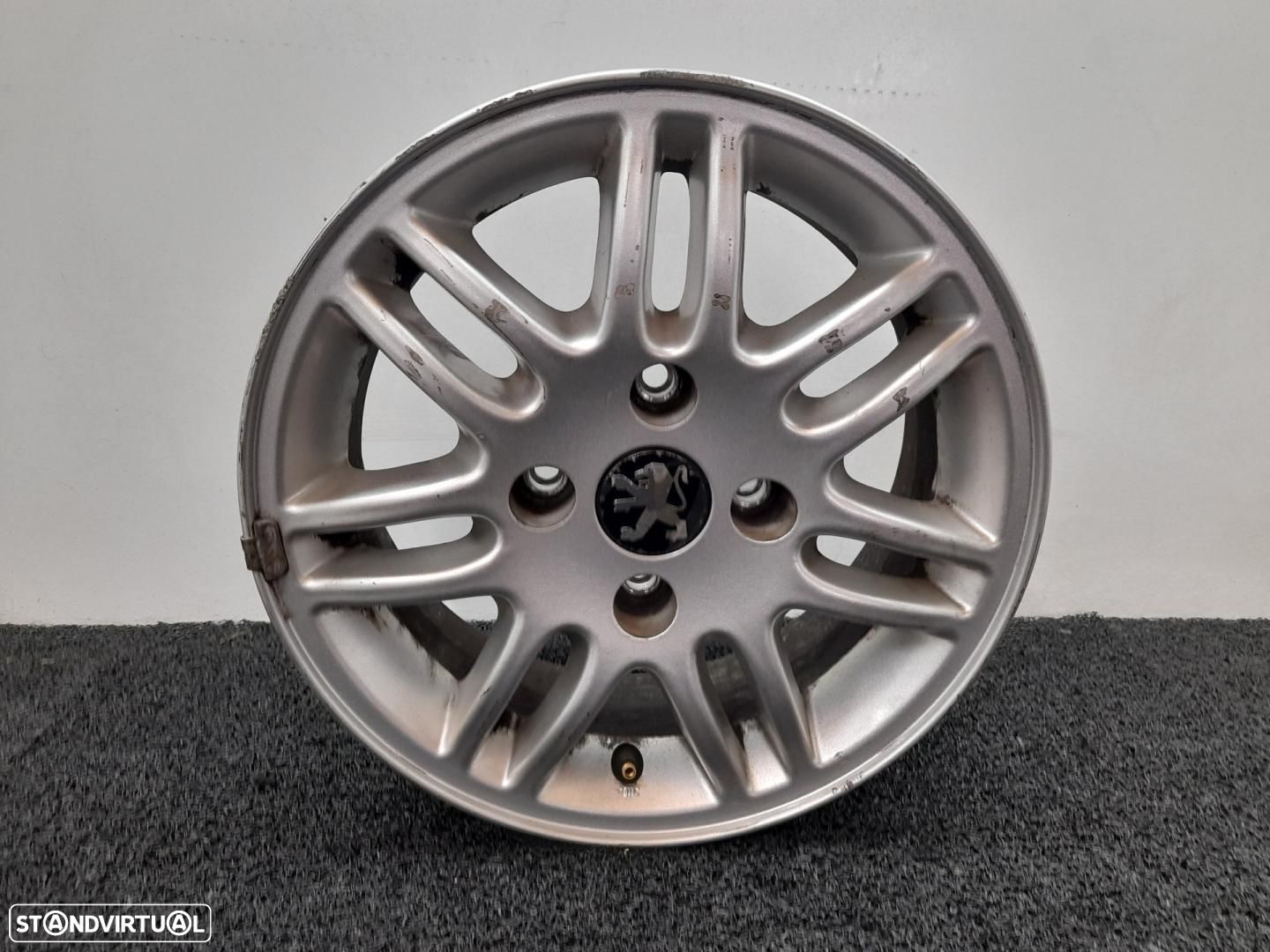 PNEU PEUGEOT 206 - 1