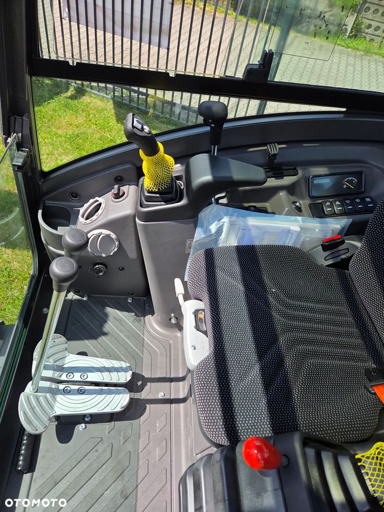 Volvo ECR 25D - 5