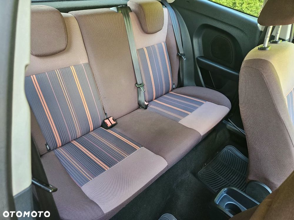 Ford Fiesta 1.25 Champions Edition - 16