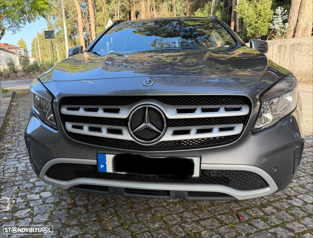 Mercedes-Benz GLA 180 CDI Urban - 2
