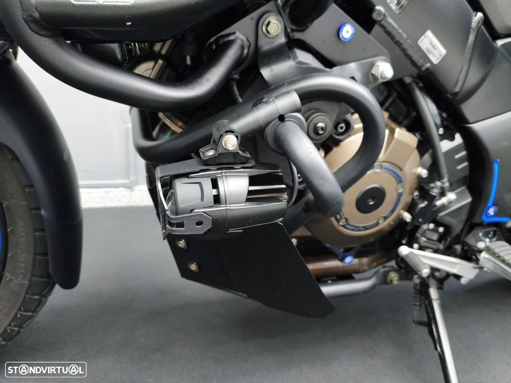 Suzuki v-strom DL - 23