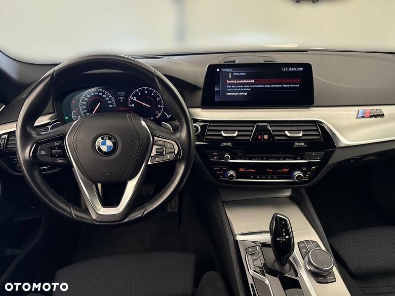 BMW Seria 5 530i GPF xDrive M Sport sport - 13