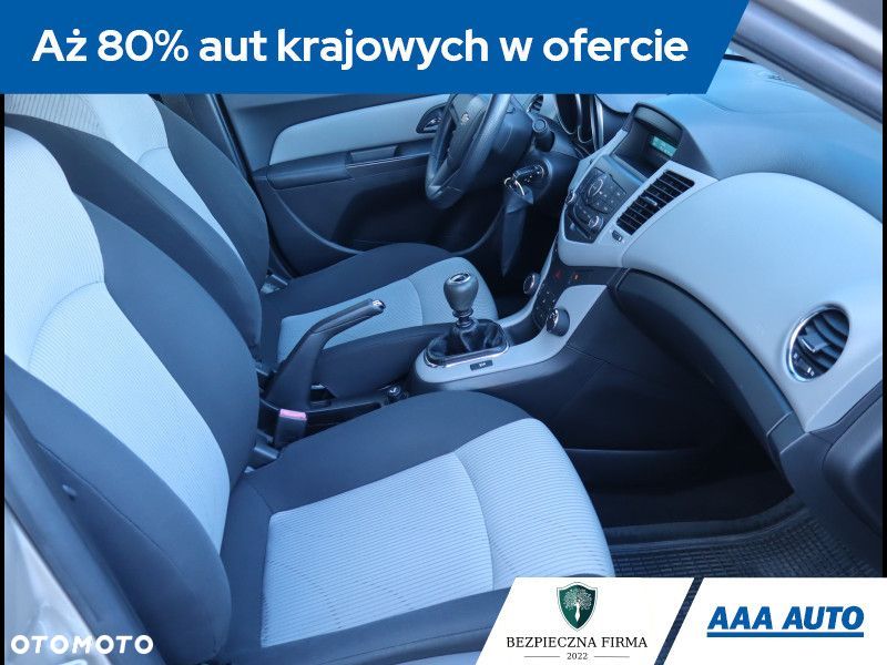 Chevrolet Cruze - 10
