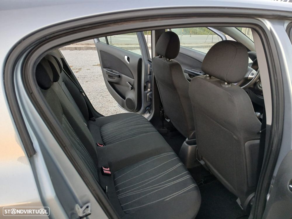 Opel Corsa 1.2 Cosmo - 6