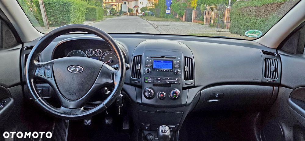 Hyundai i30 1.4 FIFA WM Edition - 9
