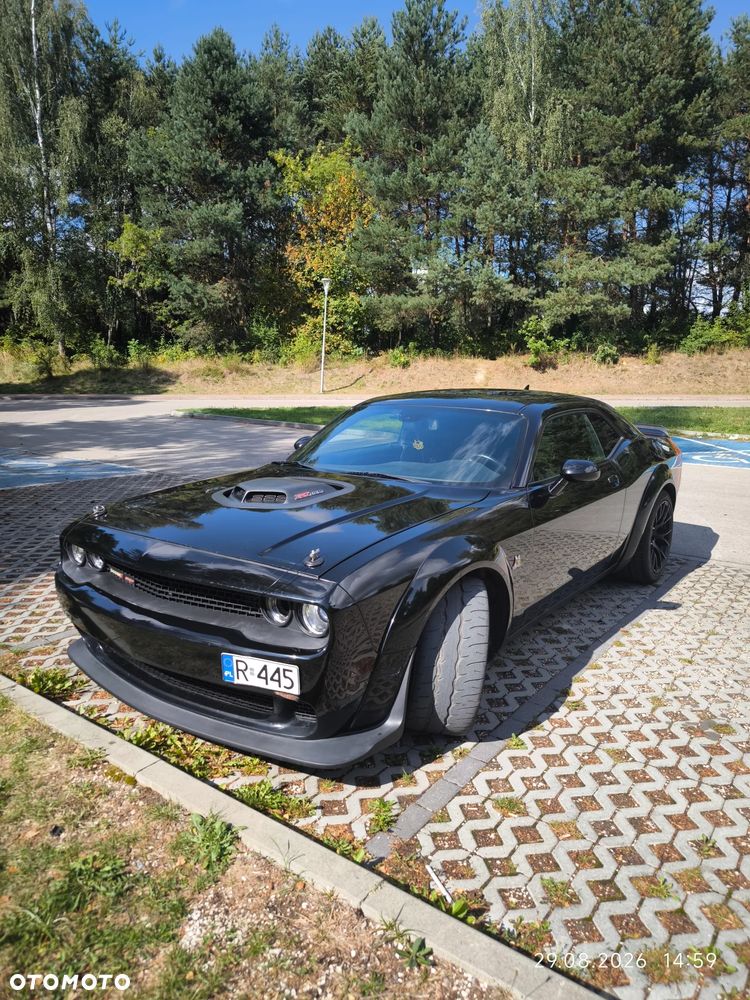 Dodge Challenger - 6