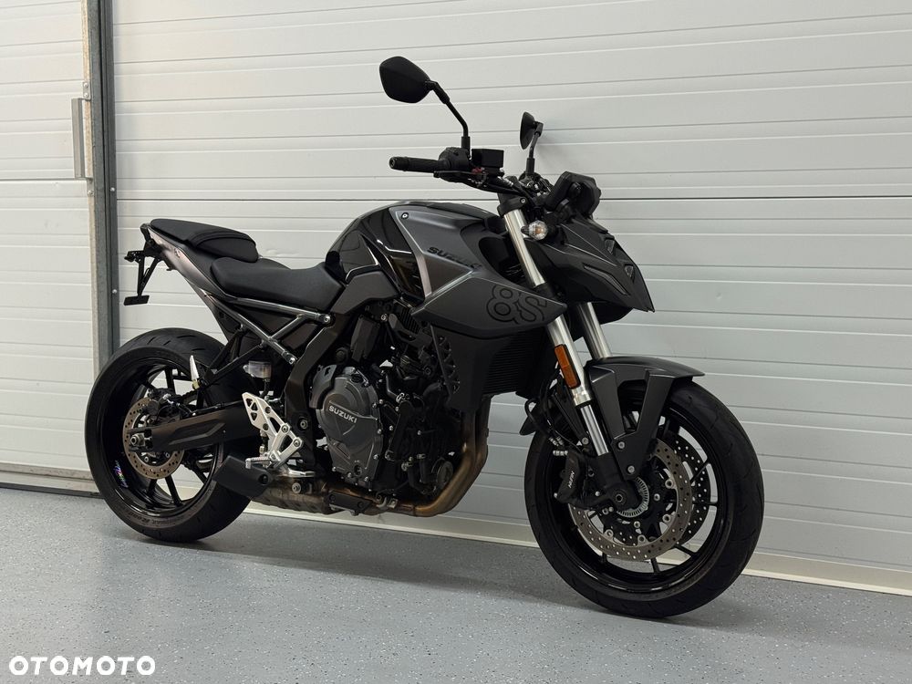 Suzuki GSX - 1
