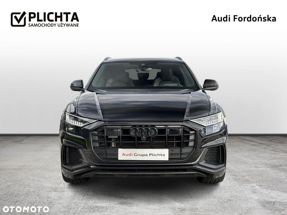 Audi Q8 - 8