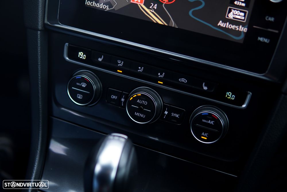 VW Golf 1.6 TDI R-Line DSG - 46