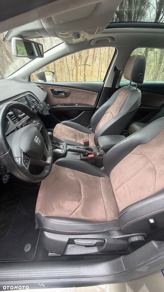 Seat Leon 2.0 TDI DPF Start&Stop DSG XCELLENCE - 2