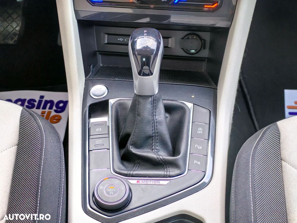 Volkswagen Tiguan 2.0 TDI SCR 4MOTION DSG Elegance - 23