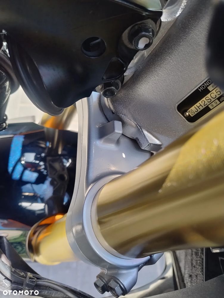 Honda CBR - 12