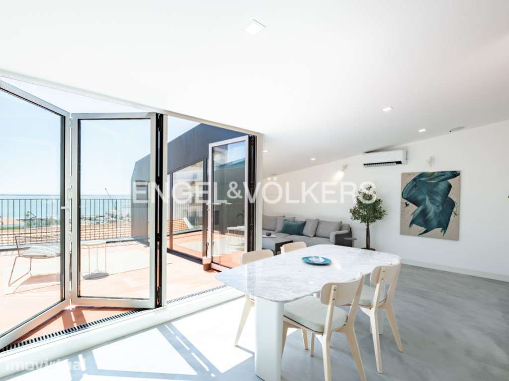 Penthouse T3 Duplex com Vista Tejo em Condomínio Exclusivo - Grande imagem: 2/43