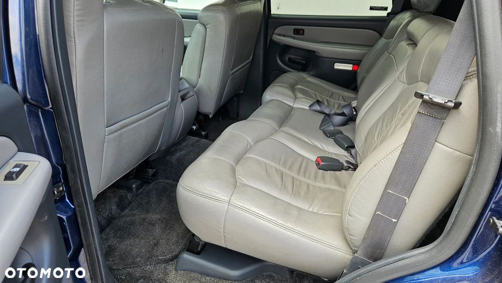 Chevrolet Tahoe - 14