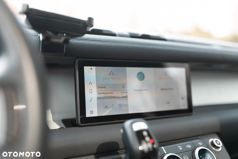 Land Rover Defender 3.0 P400 mHEV First Edition - 33