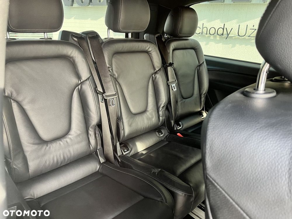 Mercedes-Benz Klasa V - 22