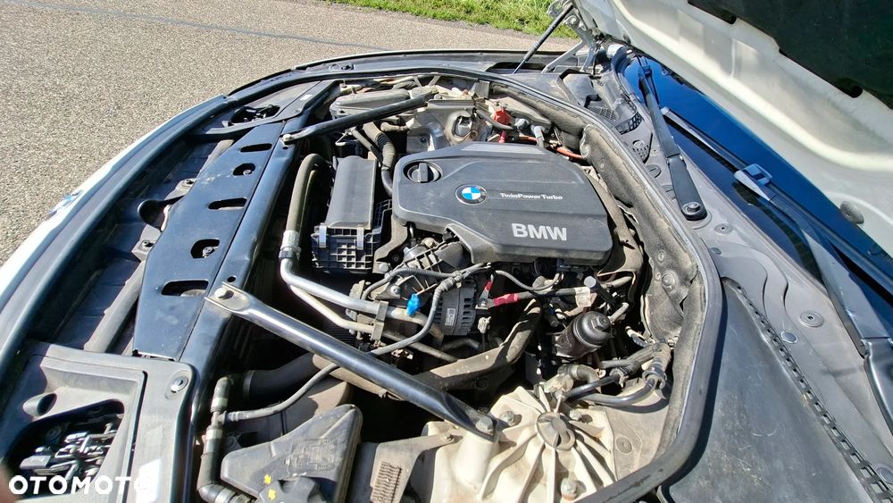 BMW Seria 5 518d - 9