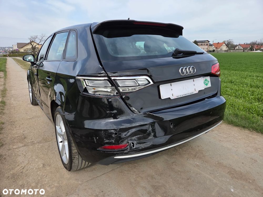 Audi A3 Sportback 1.4 TFSI S tronic Ambiente - 24