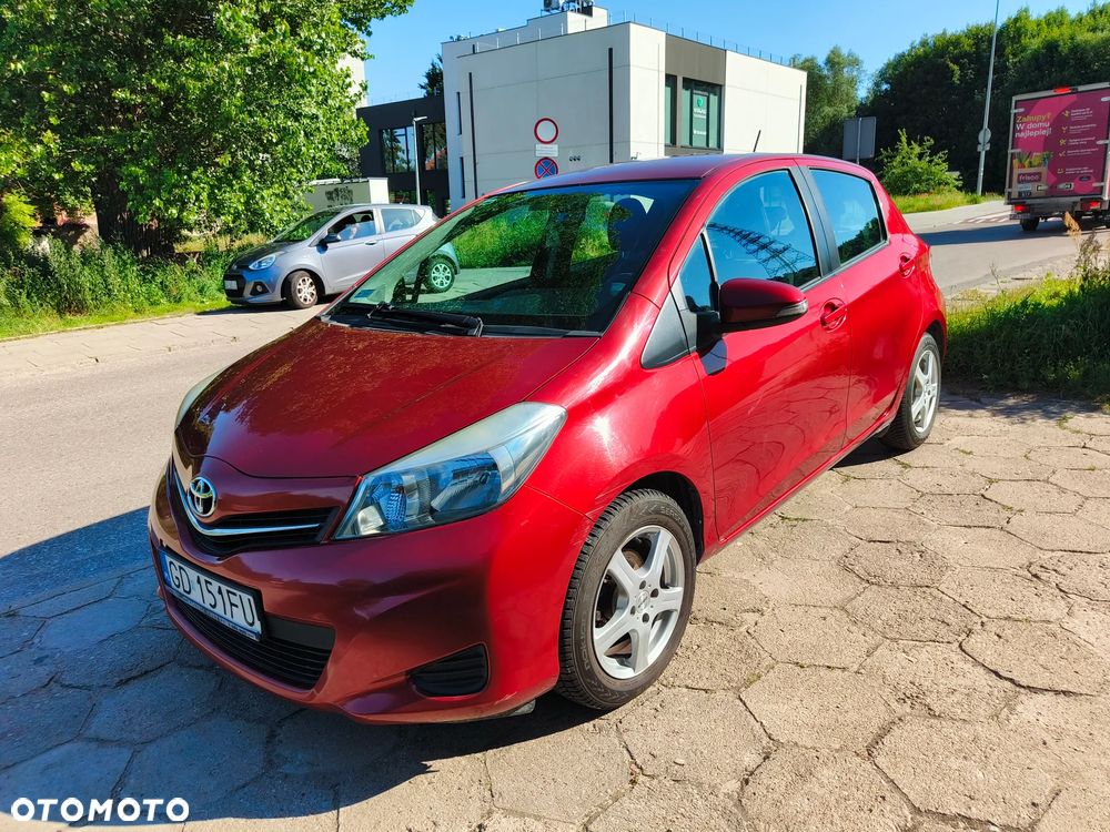 Toyota Yaris - 24