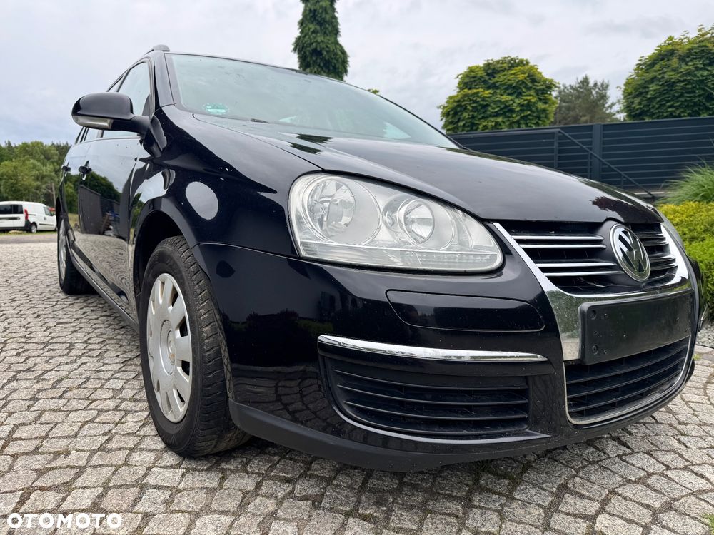 Volkswagen Golf - 11