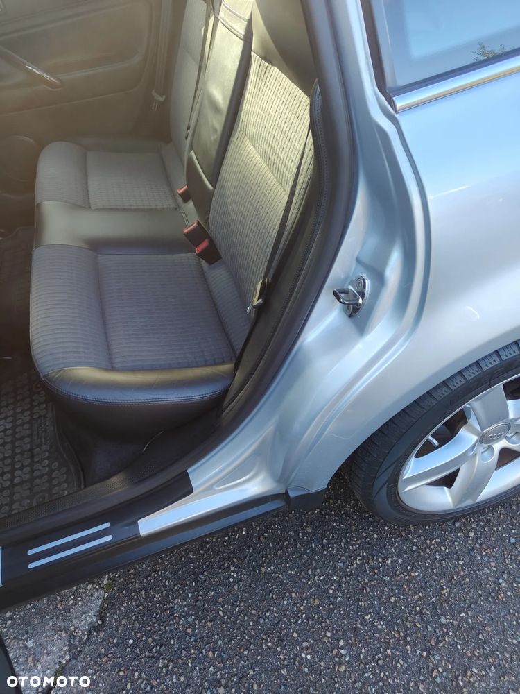 Volkswagen Passat 1.6 Comfortline - 20
