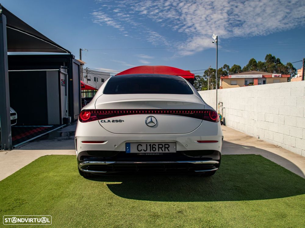 Mercedes-Benz CLA 250+ EQ - 8