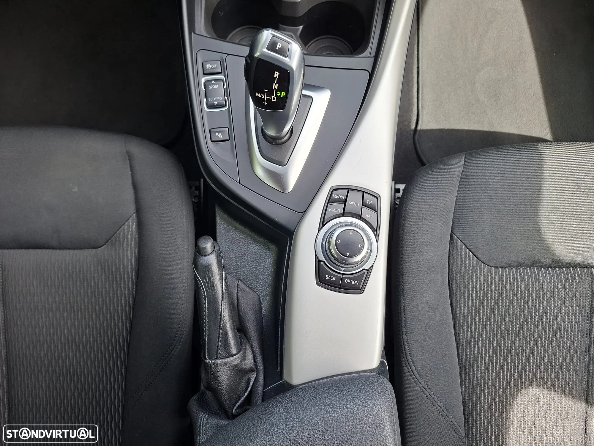 BMW 116 d Aut. Luxury Line - 33