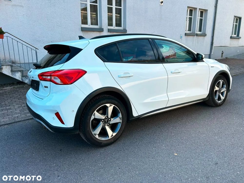 Ford Focus 1.0 EcoBoost Start-Stopp-System ACTIVE X - 4