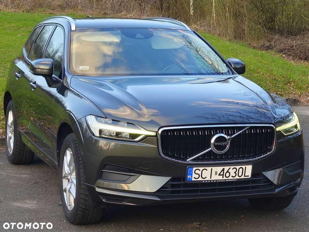Volvo XC 60 D4 AWD Momentum - 4