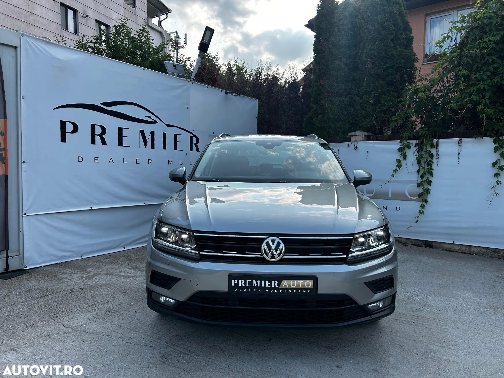 Volkswagen Tiguan 2.0 TDI DPF DSG Comfortline - 2